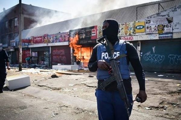 VIOLENCE ERUPTS IN SOUTH AFRICA OVER NIGERIAN TRADITIONAL RULER’S CORONATION.