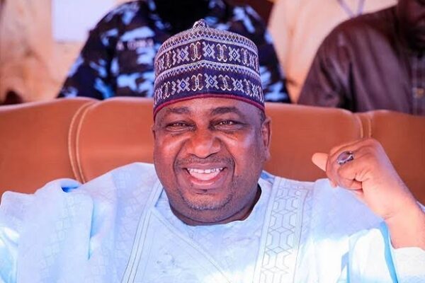 KEBBI GOVERNOR SUBMITS APC NOMINATION FORM FOR SECOND TERM BID.