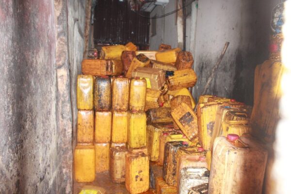 LAGOS SHUTS SHOP OVER UNSAFE PALM OIL.