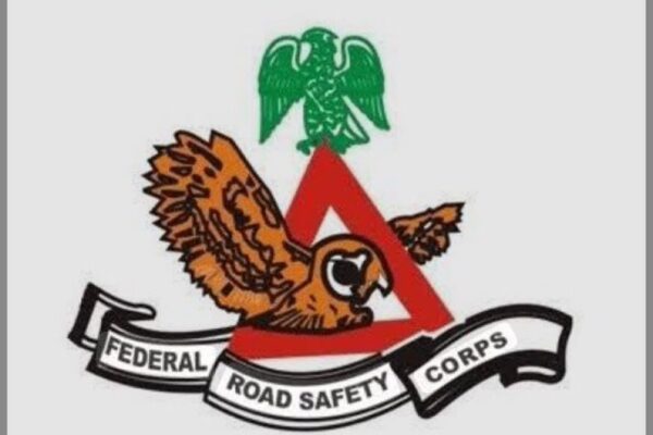 FRSC RECOVERS STOLEN WHITE PICK-UP IN ABUJA, HANDS OVER TO POLICE.