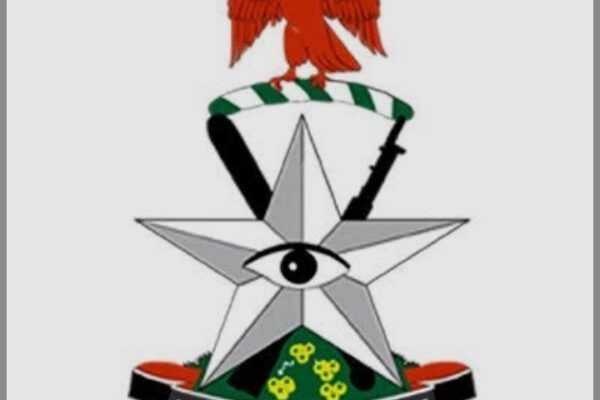 CUSTOMS INTERCEPTS 204 PUMP-ACTION RIFLES CONCEALED IN HOUSEHOLD GOODS AT TIN CAN PORT.