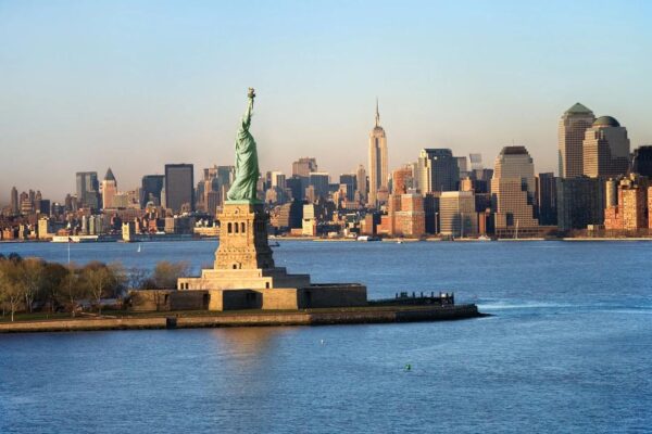 NEW YORK BANS AI FOR STUDENTS UNTIL HIGH SCHOOL.